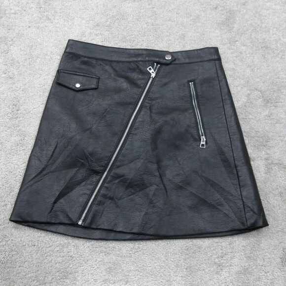 NEW DIVIDED BY H&M WOMENS FAUX
LEATHER MINI SKIRT ZIPPER POCKETS
BLACK SIZE US 4 - Picture 1 of 6